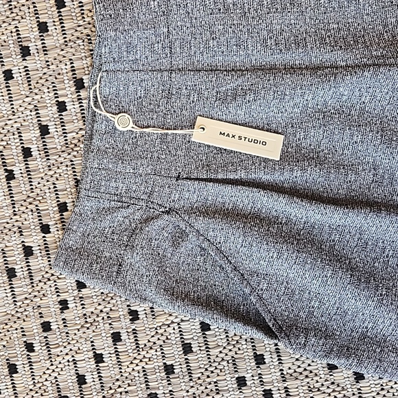 Max Studio Pants, Size S - Picture 3 of 4